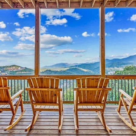 Mansion In The Sky Cabin 개틀린버그 외부 사진