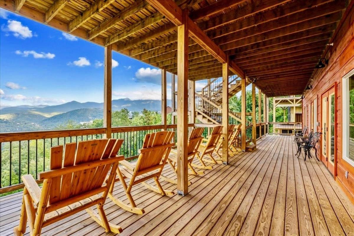 Mansion In The Sky Cabin 개틀린버그 외부 사진
