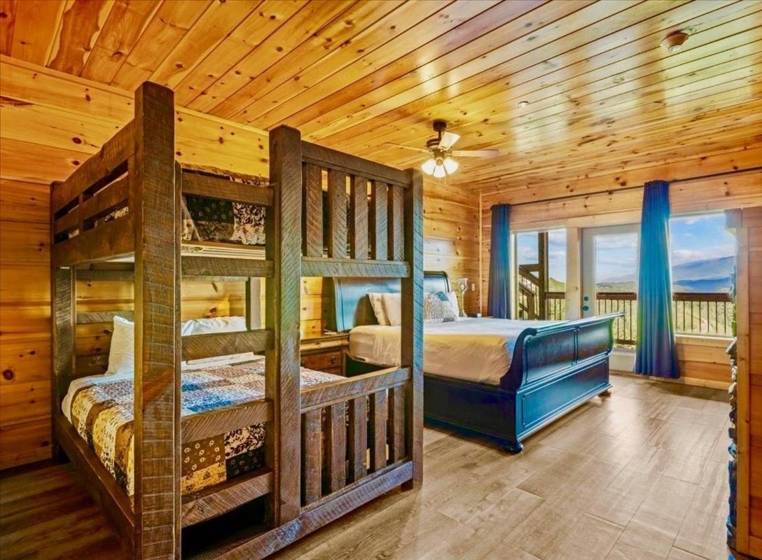 Mansion In The Sky Cabin 개틀린버그 외부 사진